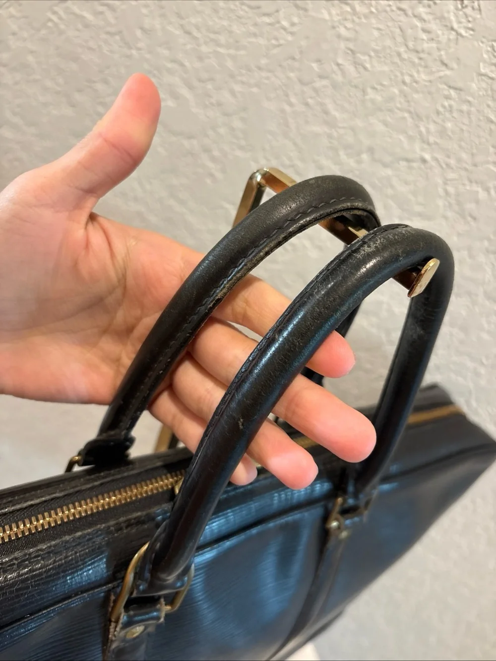 Louis Vuitton BA0996 Porte Documents Voyage Black Epi Handbag